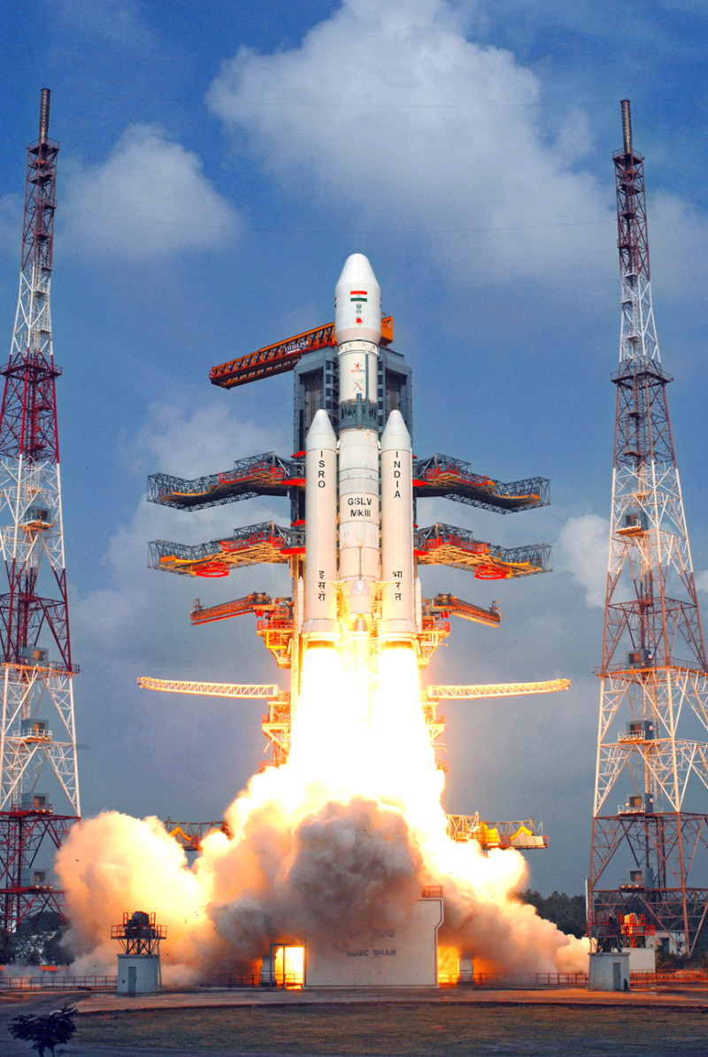 gslv-mk-iii-lift-off-during-its-experimen